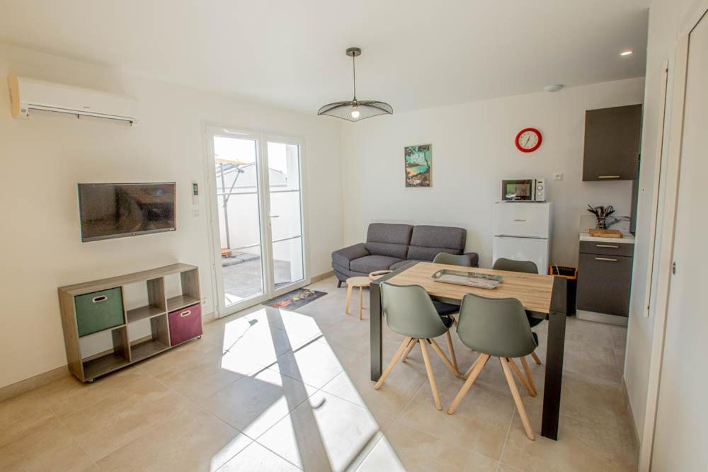 Le Vaisseau Maison Avec Piscine/Parking/Wifi/Plages 5Kms Ле-Мат Экстерьер фото